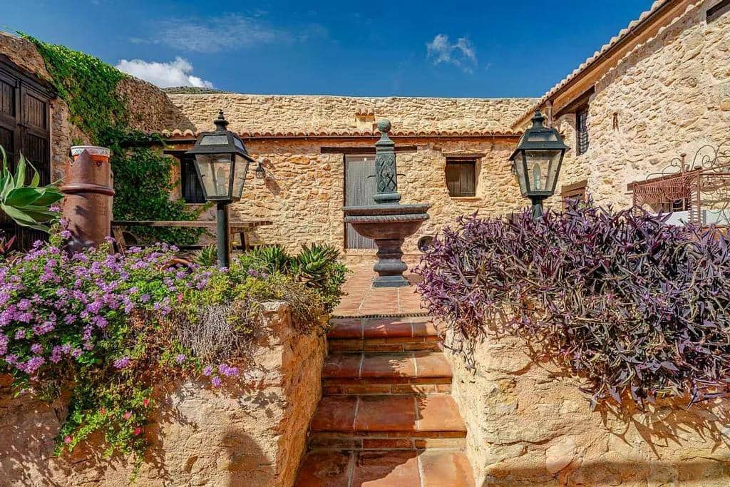 8 sypialnia Finka/Dom wiejski na sprzedaż w Benissa z basenem - 1 390 000 € (Ref: 9813606)