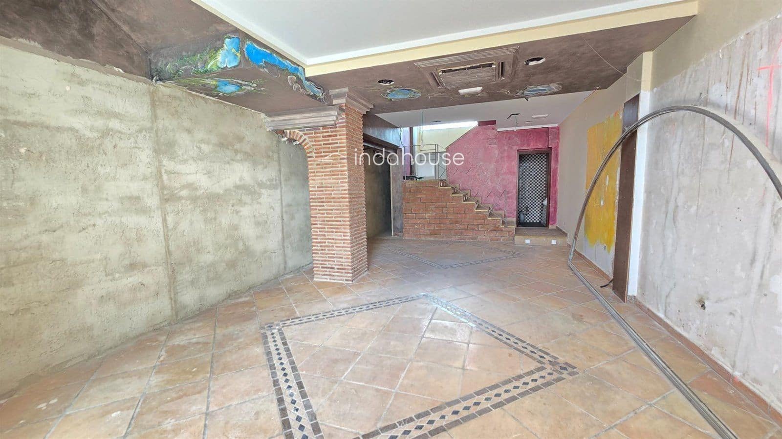 Kommersiell til salgs i Benalmadena - € 430 000 (Ref: 9756376)