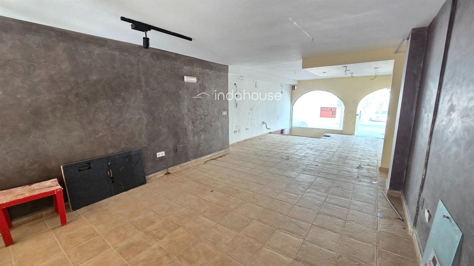 Kommersiell til salgs i Benalmadena - € 430 000 (Ref: 9756376)