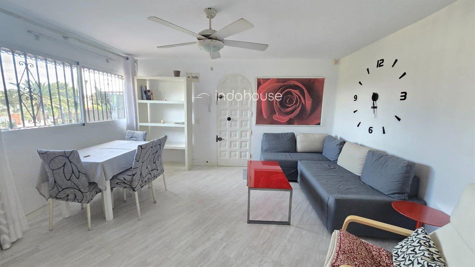 2 bedroom Flat for sale in Torremolinos with pool - € 234,000 (Ref: 9756378)