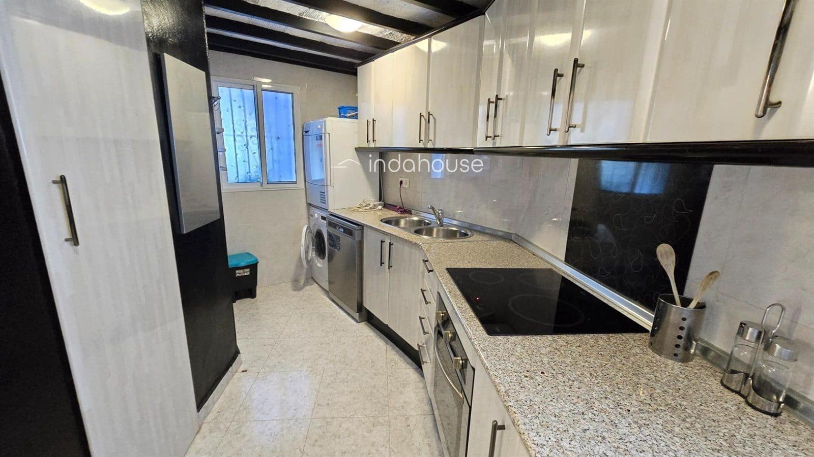 2 bedroom Flat for sale in Torremolinos with pool - € 234,000 (Ref: 9756378)