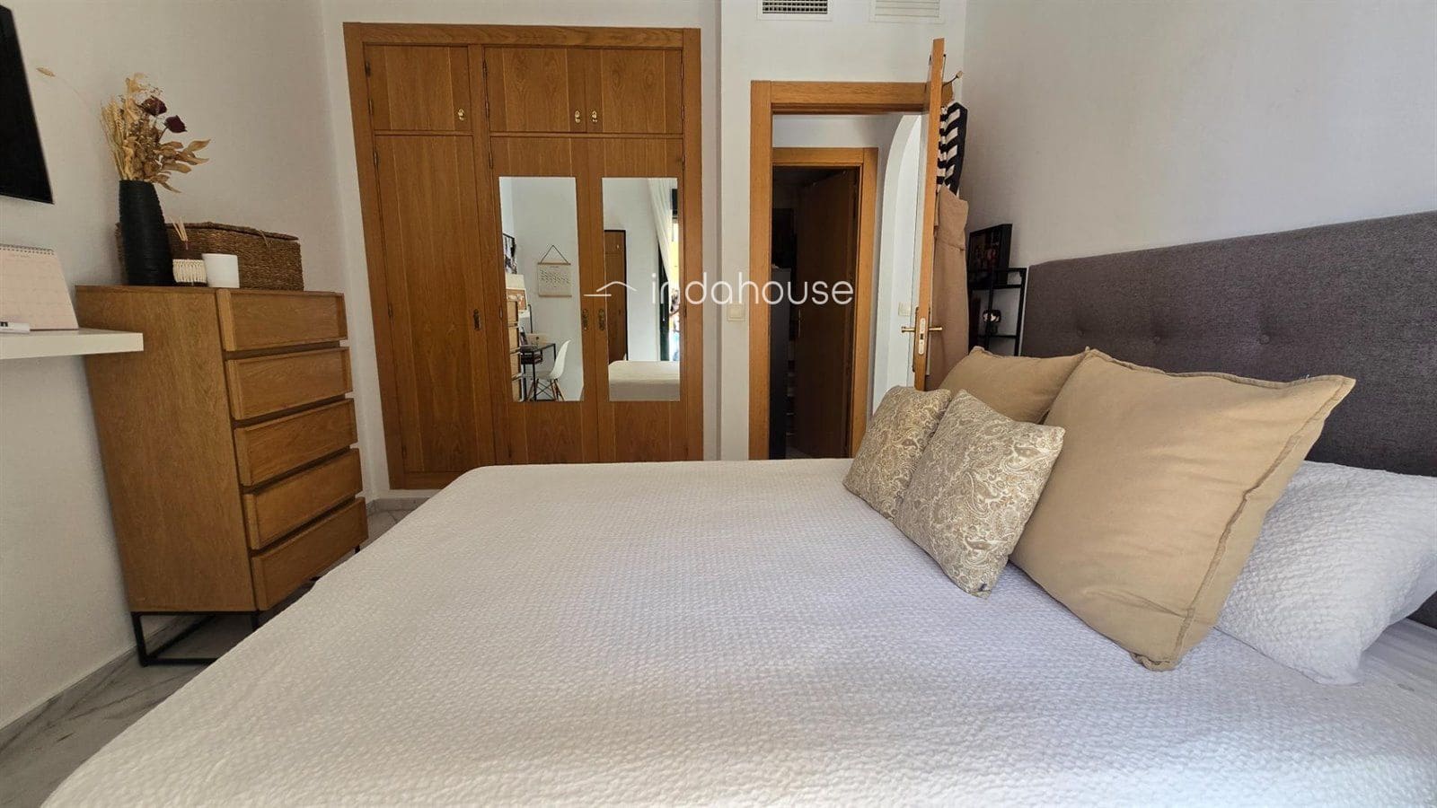 1 sypialnia Mieszkanie na sprzedaż w Torrequebrada z basenem garażem - 259 000 € (Ref: 9756380)