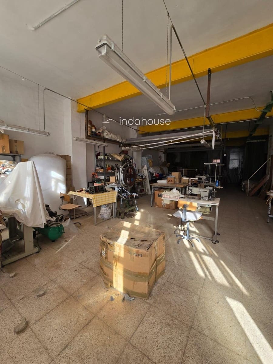 Local Comercial en Alcoy / Alcoi en venta - 100.000 € (Ref: 9756381)