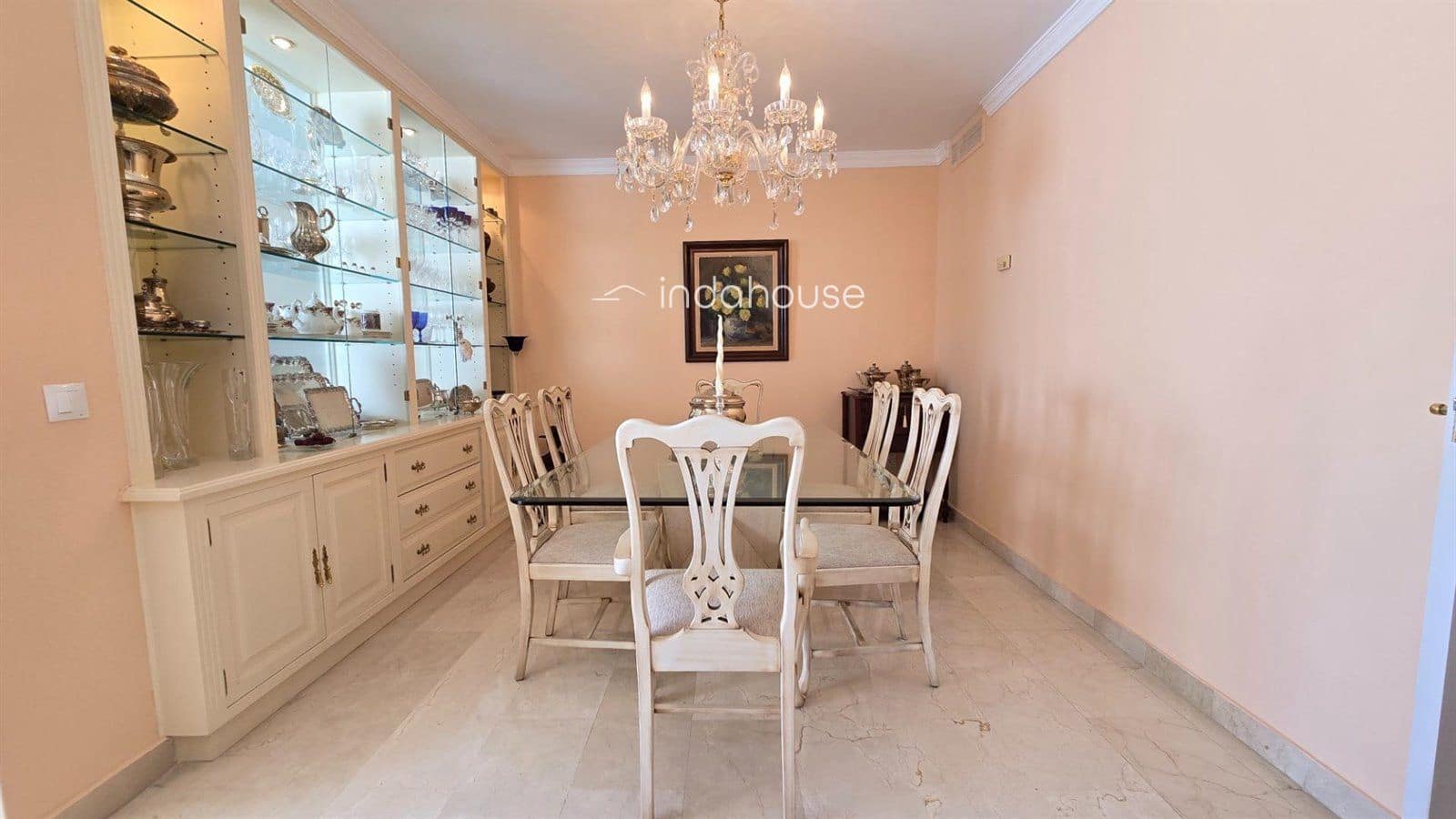 Piso de 2 habitaciones en La Quinta en venta con piscina - 610.000 € (Ref: 9756382)