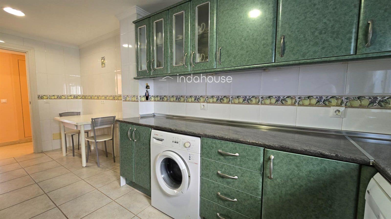 Piso de 2 habitaciones en La Quinta en venta con piscina - 610.000 € (Ref: 9756382)