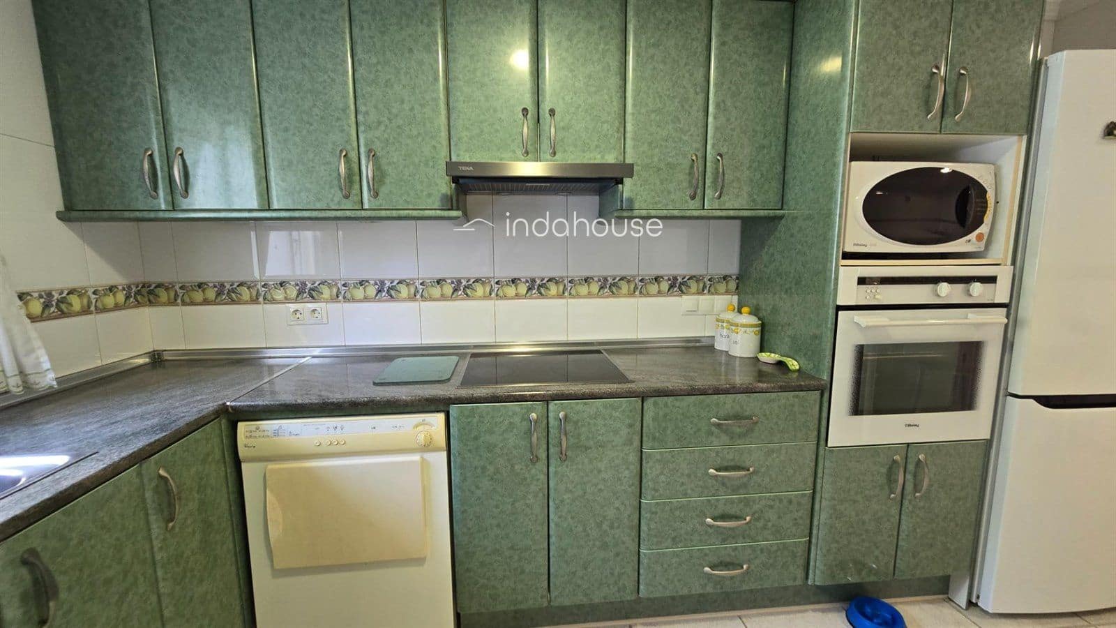 Piso de 2 habitaciones en La Quinta en venta con piscina - 610.000 € (Ref: 9756382)