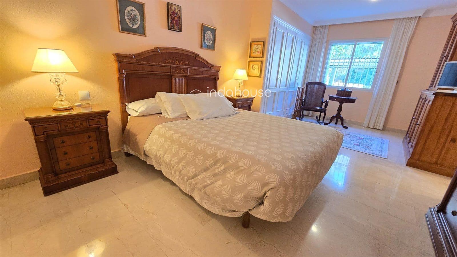 Piso de 2 habitaciones en La Quinta en venta con piscina - 610.000 € (Ref: 9756382)