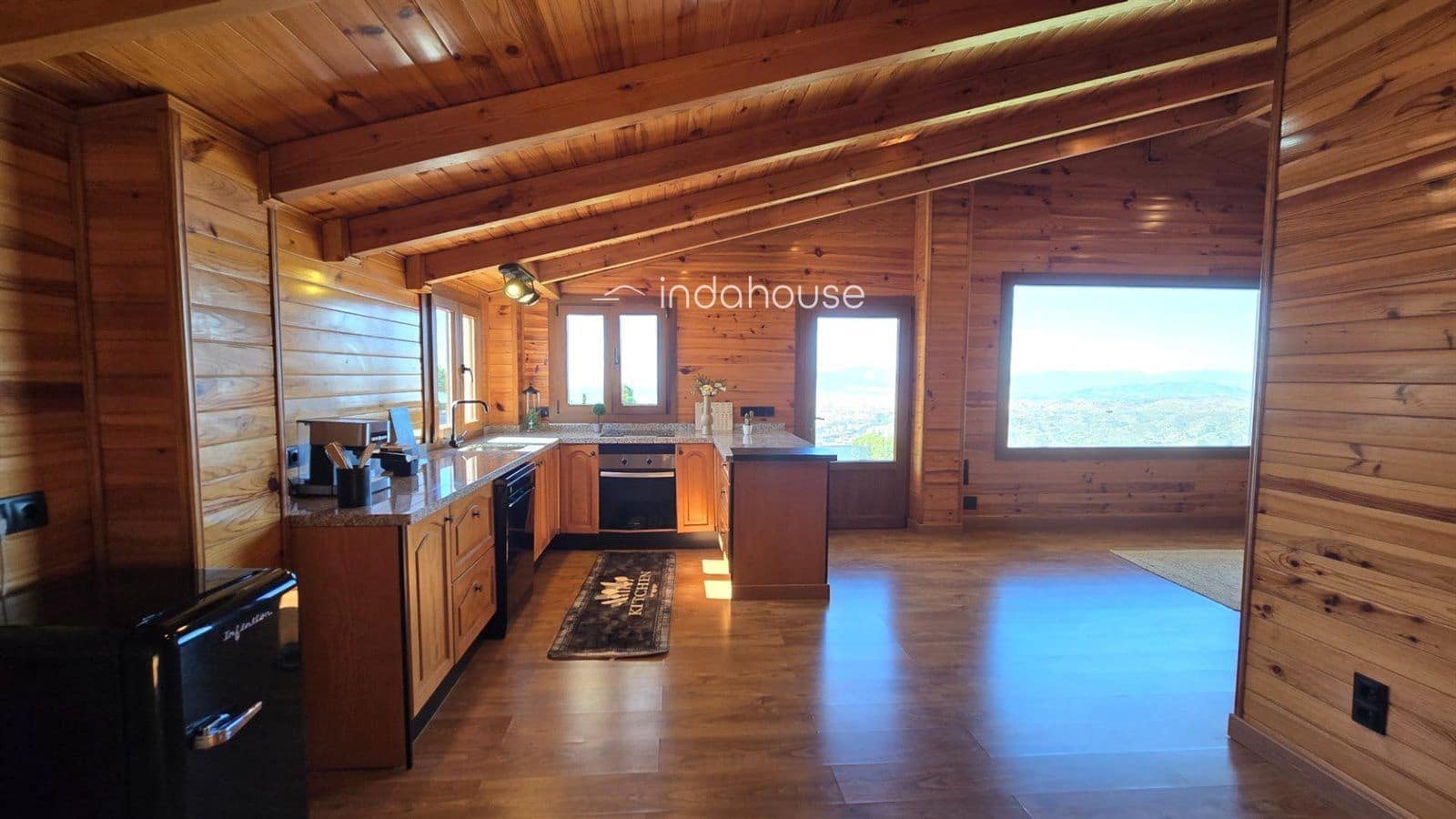 4 sypialnia Willa na sprzedaż w Miasto Malaga z garażem - 840 000 € (Ref: 9756383)