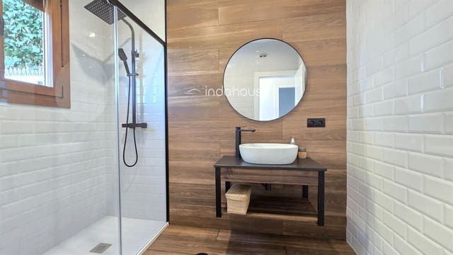 4 sypialnia Willa na sprzedaż w El Limonar, Miasto Málaga z garażem - 840 000 € (Ref: 9756383)