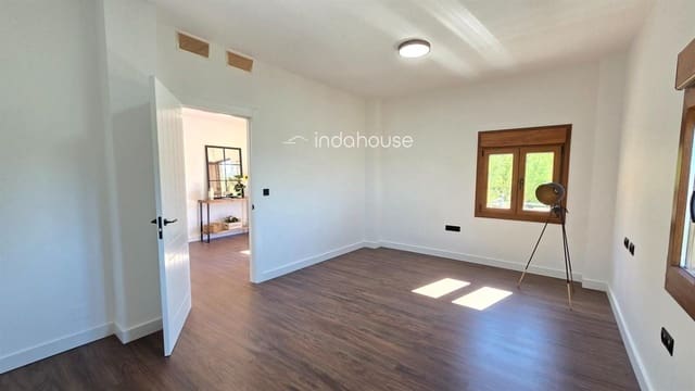 4 sypialnia Willa na sprzedaż w El Limonar, Miasto Málaga z garażem - 840 000 € (Ref: 9756383)