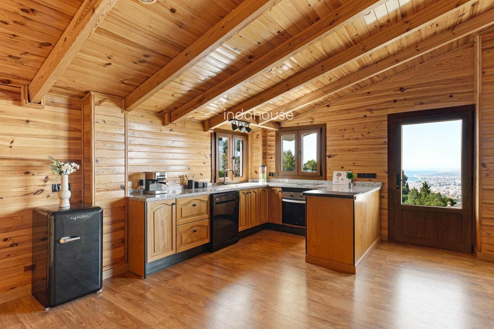 4 sypialnia Willa na sprzedaż w Miasto Malaga z garażem - 840 000 € (Ref: 9756383)