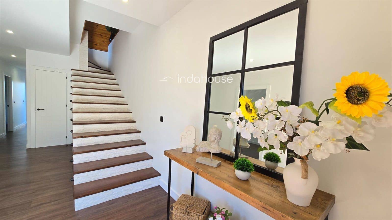 4 sypialnia Willa na sprzedaż w Miasto Malaga z garażem - 840 000 € (Ref: 9756383)