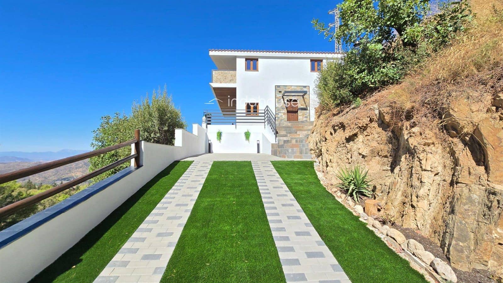 4 sypialnia Willa na sprzedaż w Miasto Malaga z garażem - 840 000 € (Ref: 9756383)