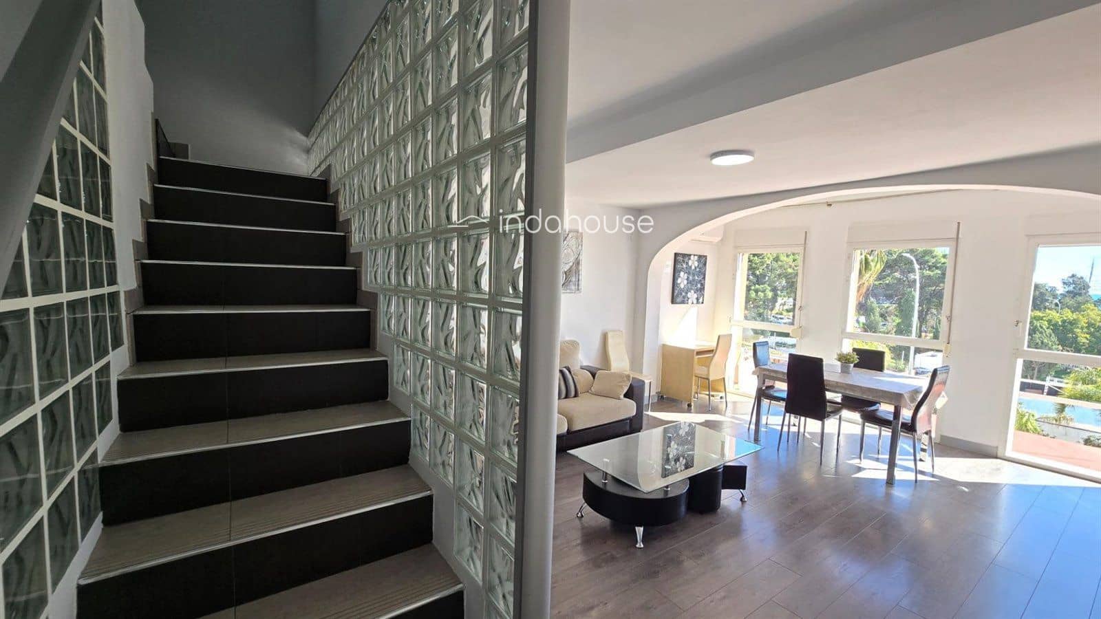 3 bedroom Flat for sale in Torremolinos with pool - € 438,000 (Ref: 9756384)