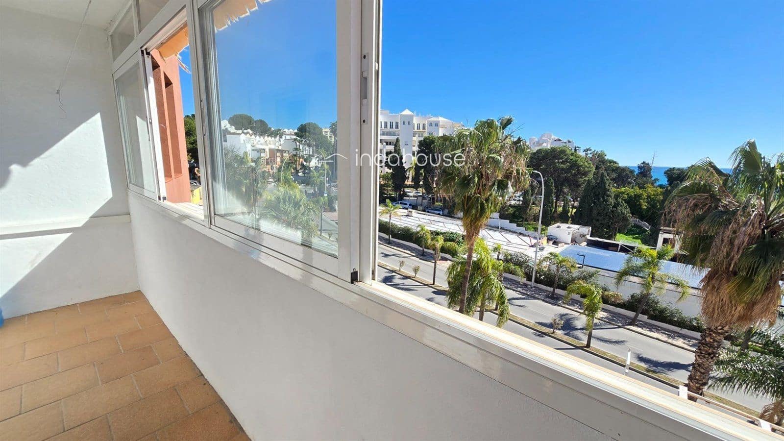 3 bedroom Flat for sale in Torremolinos with pool - € 438,000 (Ref: 9756384)