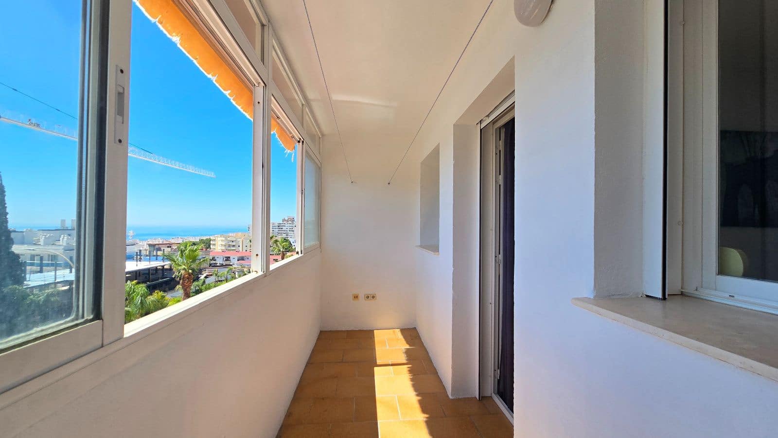 3 bedroom Flat for sale in Torremolinos with pool garage - € 385,000 (Ref: 9756384)