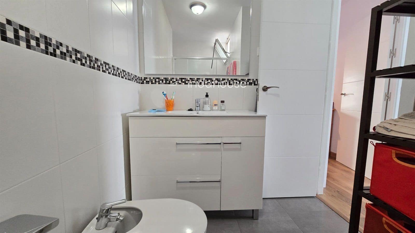 2 bedroom Flat for sale in Arroyo de la Miel with pool garage - € 345,000 (Ref: 9756388)