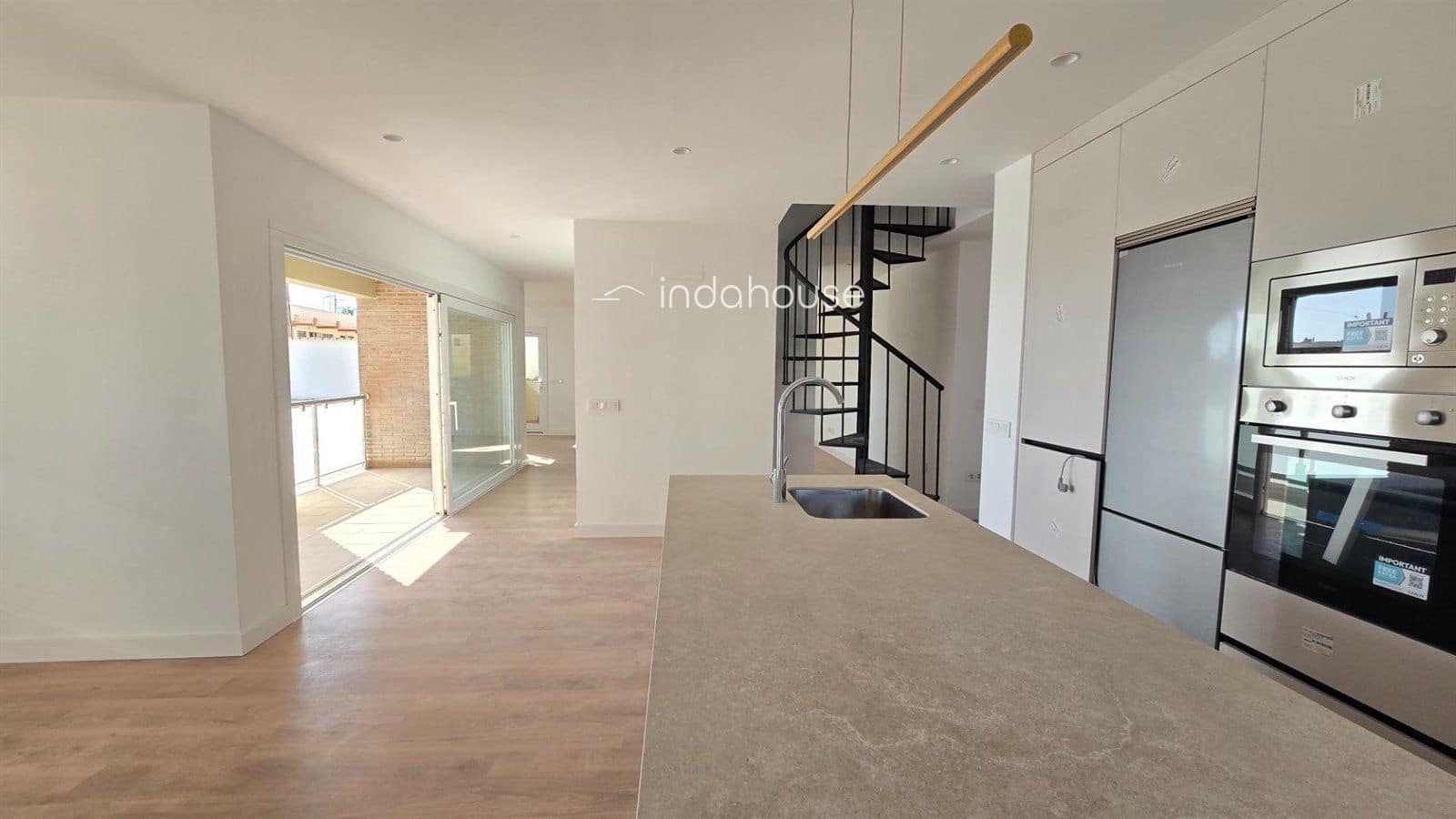 3 soverom Leilighet til salgs i Torremolinos med svømmebasseng garasje - € 590 000 (Ref: 9756391)