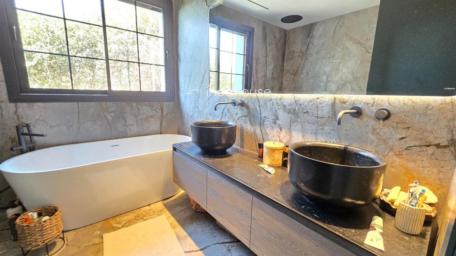 5 soveværelse Villa til salg i Mijas med swimmingpool garage - € 1.600.000 (Ref: 9756398)