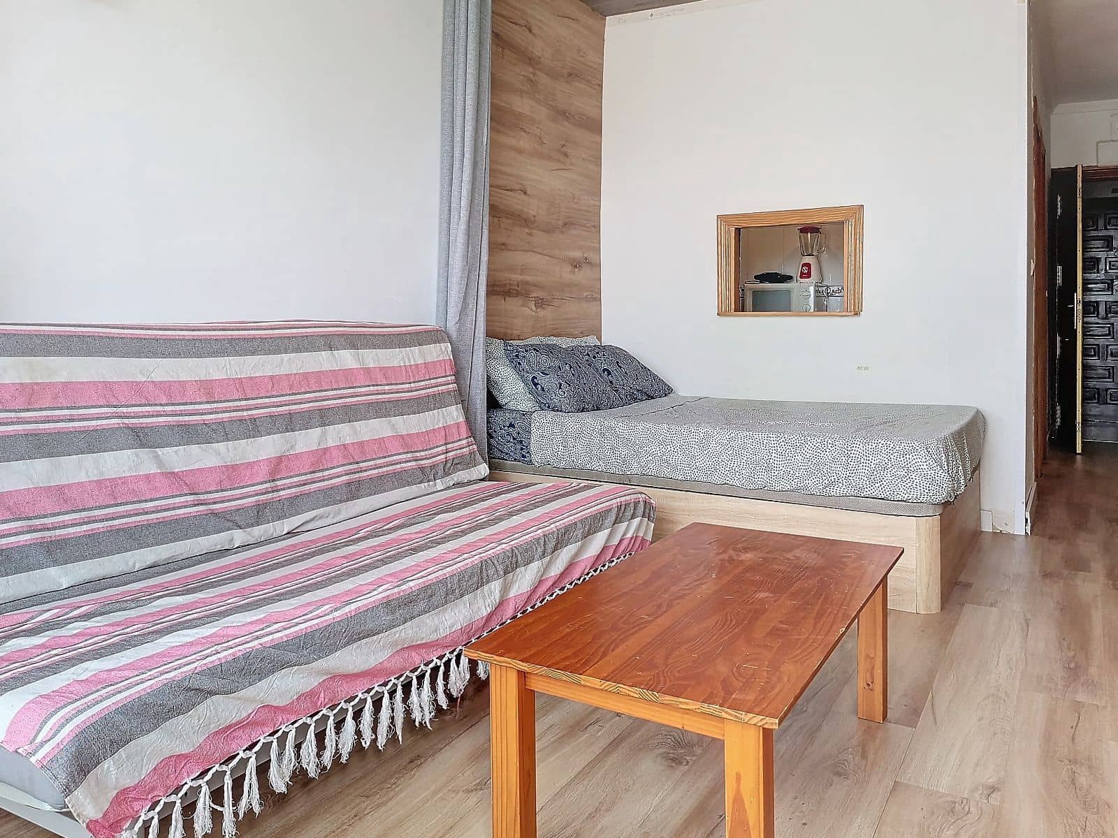 Flat for sale in Torremolinos - € 150,000 (Ref: 9760129)