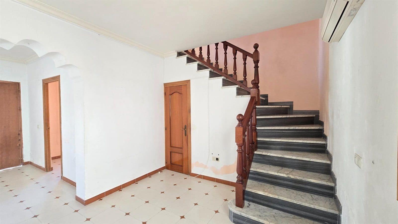 3 quarto Casa em Banda para venda em Malaga cidade - 309 000 € (Ref: 9765300)