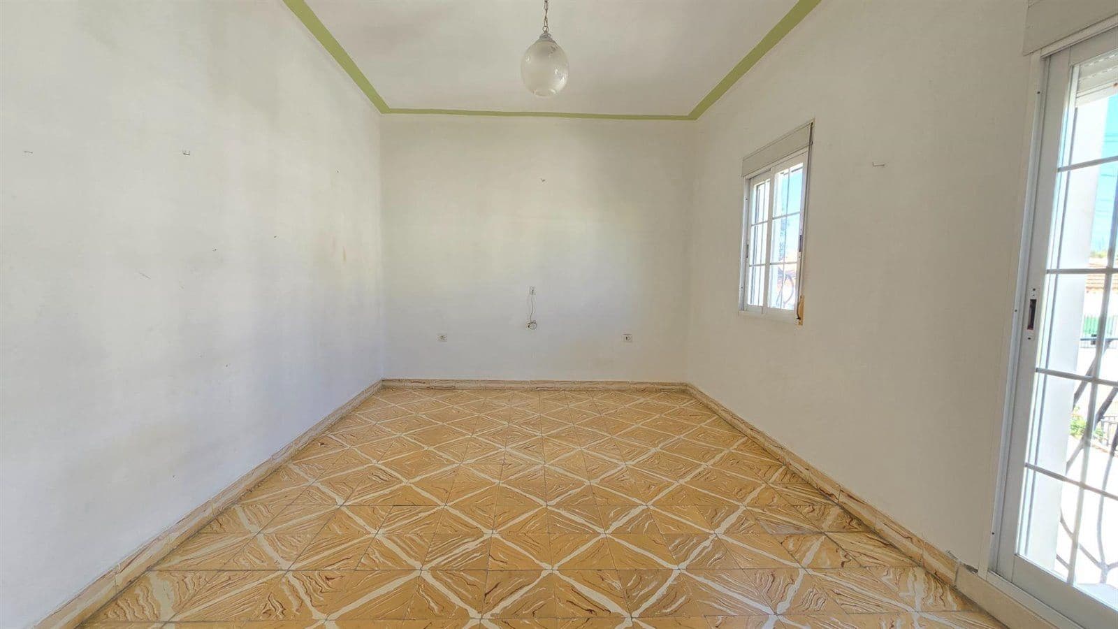 3 quarto Casa em Banda para venda em Malaga cidade - 309 000 € (Ref: 9765300)