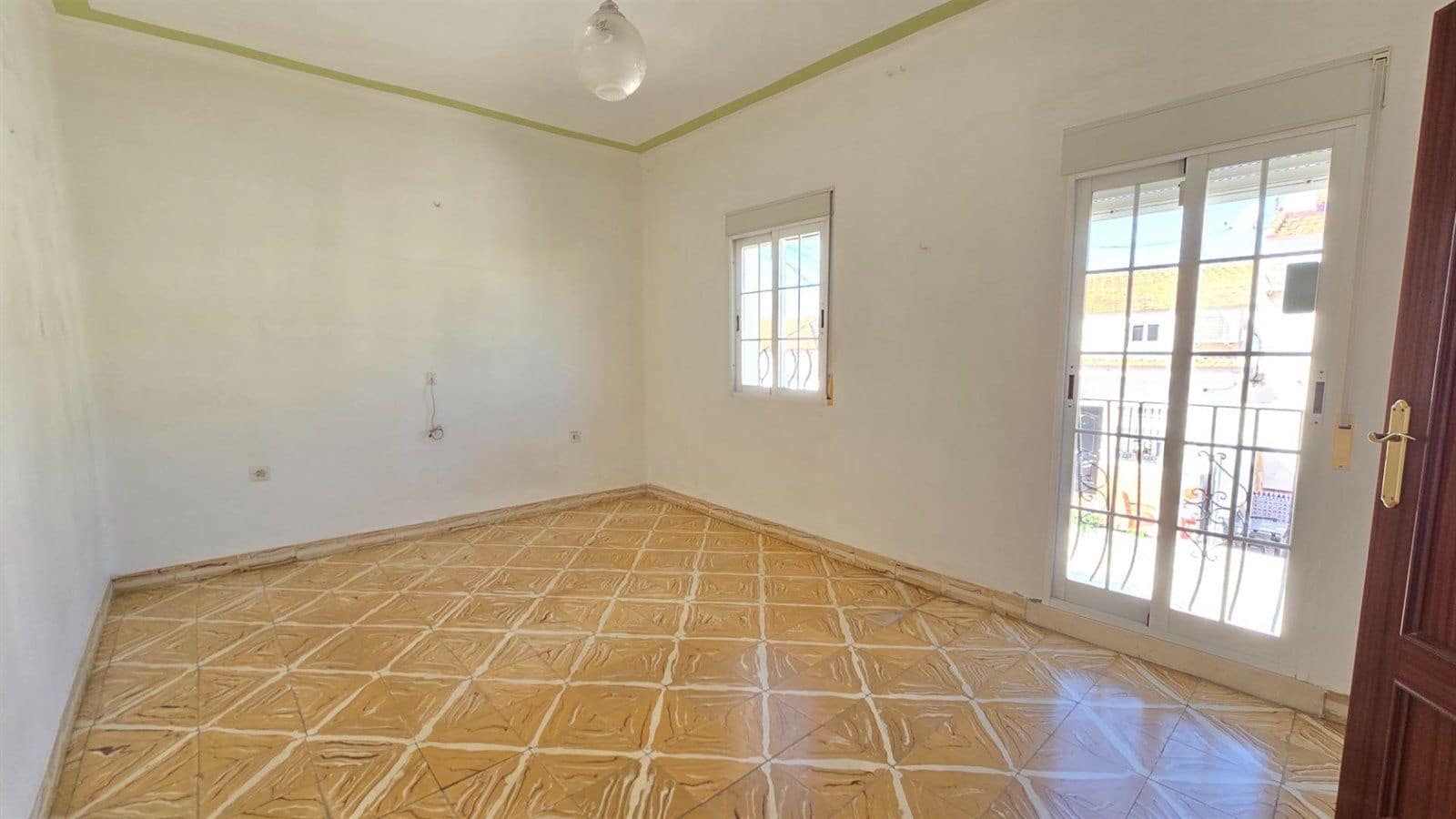 3 quarto Casa em Banda para venda em Malaga cidade - 309 000 € (Ref: 9765300)