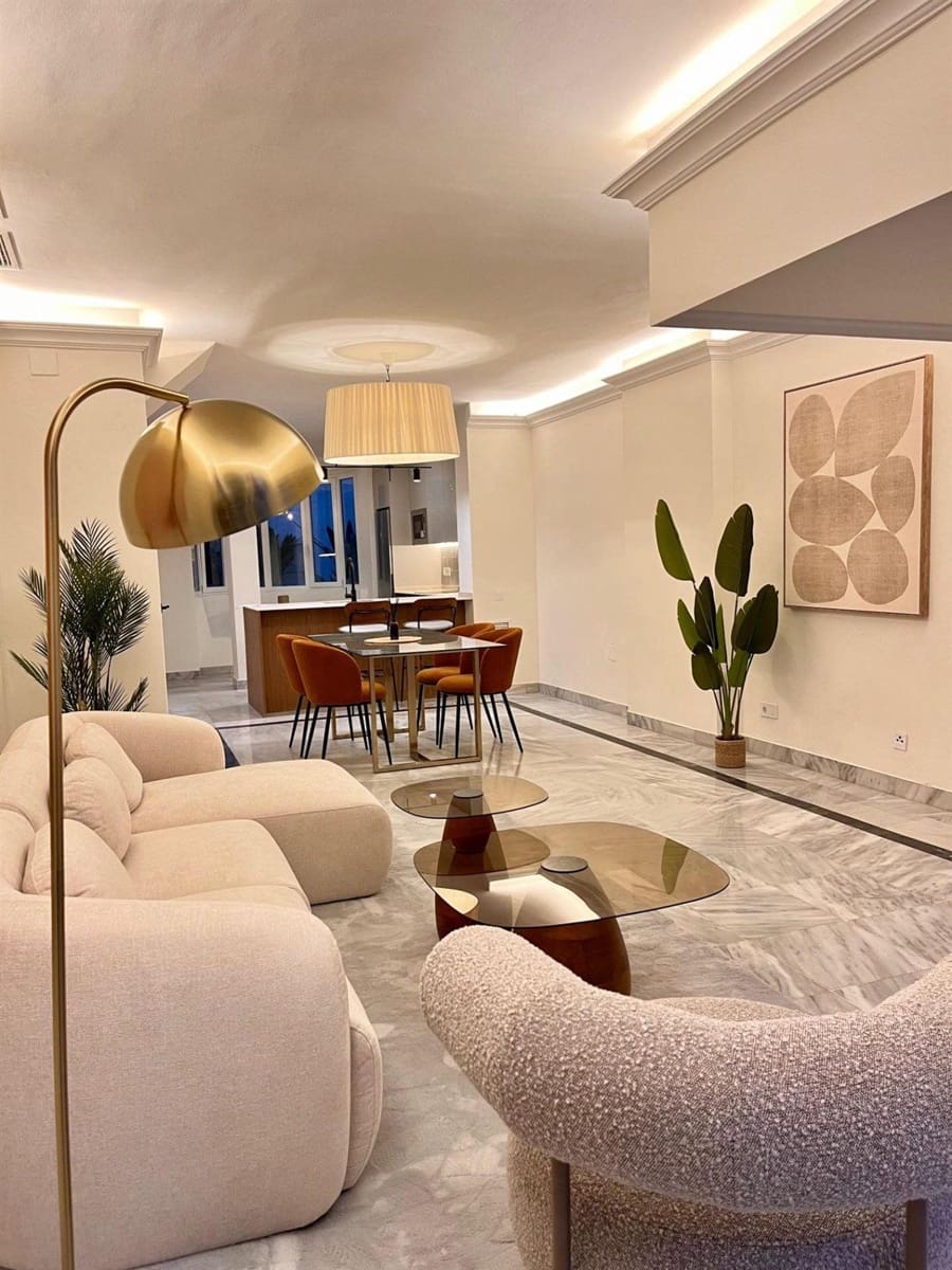 3 makuuhuone Asunto myytävänä paikassa Marbella mukana 
autotalli - 849 000 € (Ref: 9769036)