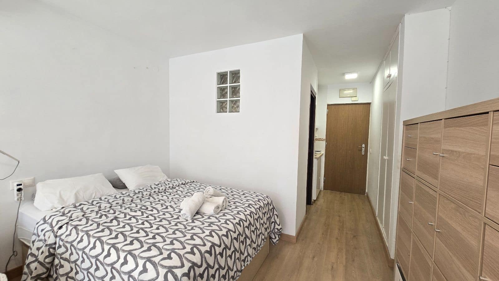 Lägenhet till salu i Torremolinos med pool - 150 000 € (Ref: 9772467)