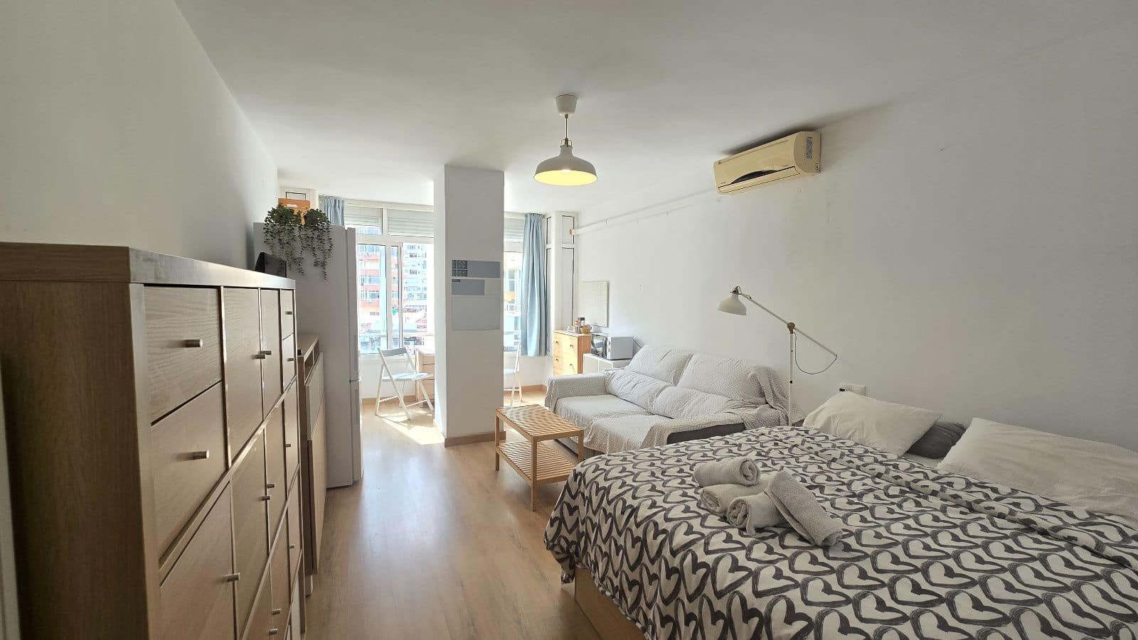 Lägenhet till salu i Torremolinos med pool - 150 000 € (Ref: 9772467)