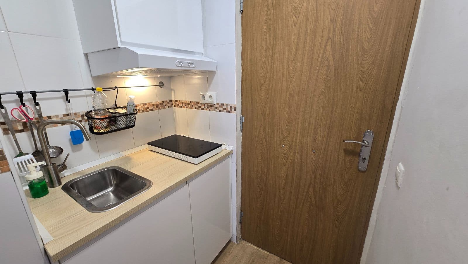 Lägenhet till salu i Torremolinos med pool - 150 000 € (Ref: 9772467)