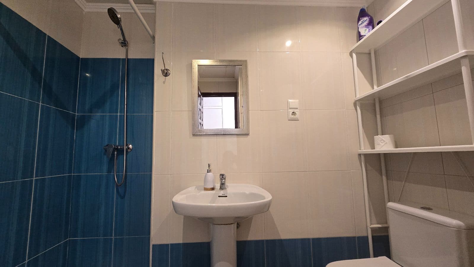 Lägenhet till salu i Torremolinos med pool - 150 000 € (Ref: 9772467)