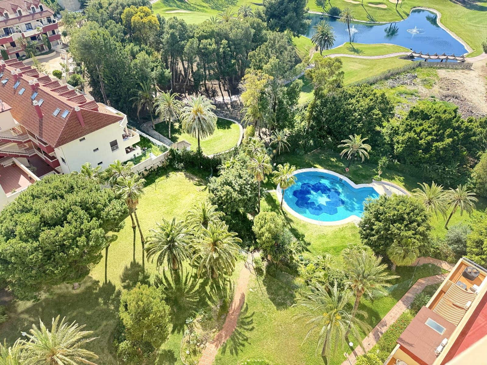 1 soveværelse Penthouse til salg i Torrequebrada med swimmingpool garage - € 355.000 (Ref: 9788815)