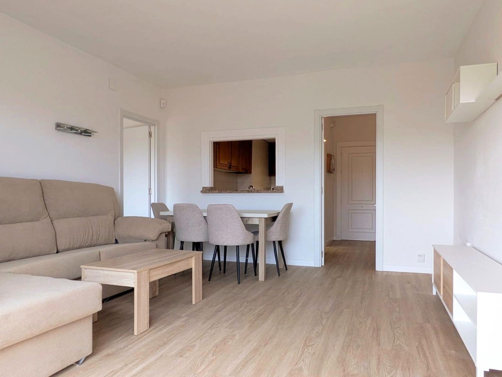 1 soverom Leilighet til salgs i Torrequebrada med svømmebasseng - € 299 000 (Ref: 9838579)