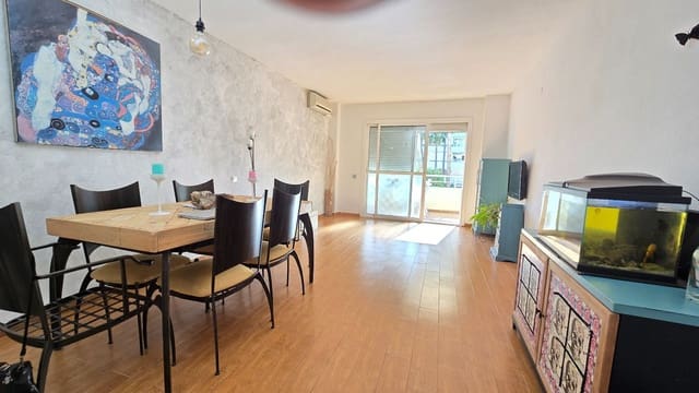 Piso de 3 habitaciones en Arroyo de la Miel, Benalmádena en venta con piscina garaje - 370.000 € (Ref: 9844502)