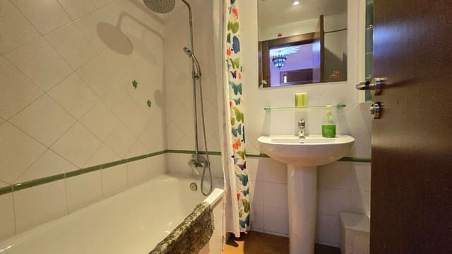Piso de 3 habitaciones en Arroyo de la Miel, Benalmádena en venta con piscina garaje - 370.000 € (Ref: 9844502)