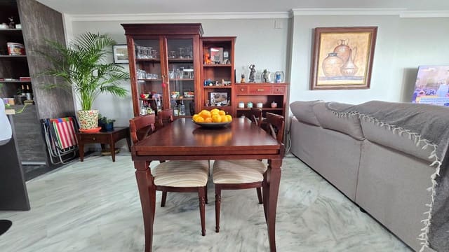 1 bedroom Flat for sale in Hacienda Torrequebrada, Benalmádena with pool garage - € 390,000 (Ref: 9897301)