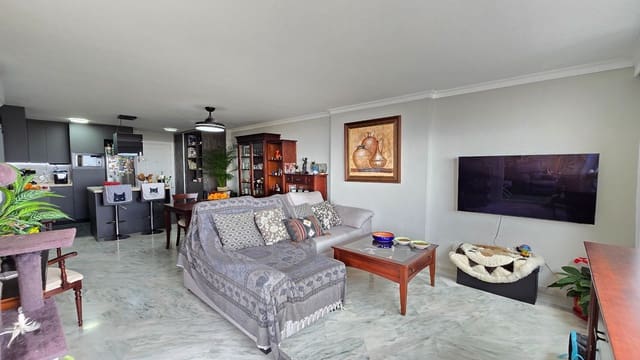 1 bedroom Flat for sale in Hacienda Torrequebrada, Benalmádena with pool garage - € 390,000 (Ref: 9897301)