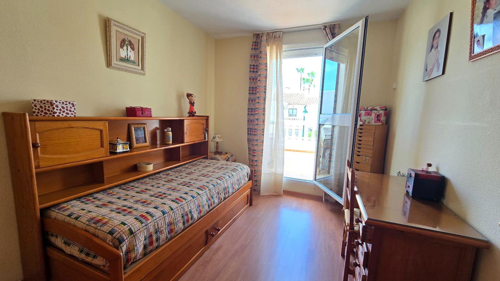4 slaapkamer Huis te koop in Churriana met zwembad garage - € 575.000 (Ref: 9902374)
