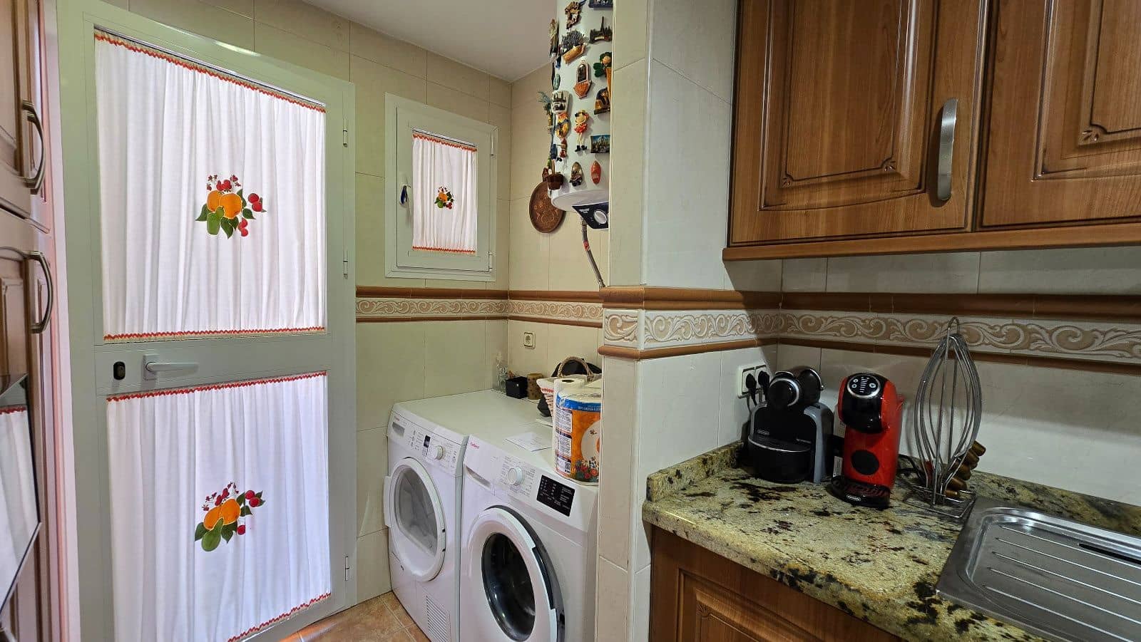 4 slaapkamer Huis te koop in Churriana met zwembad garage - € 575.000 (Ref: 9902374)