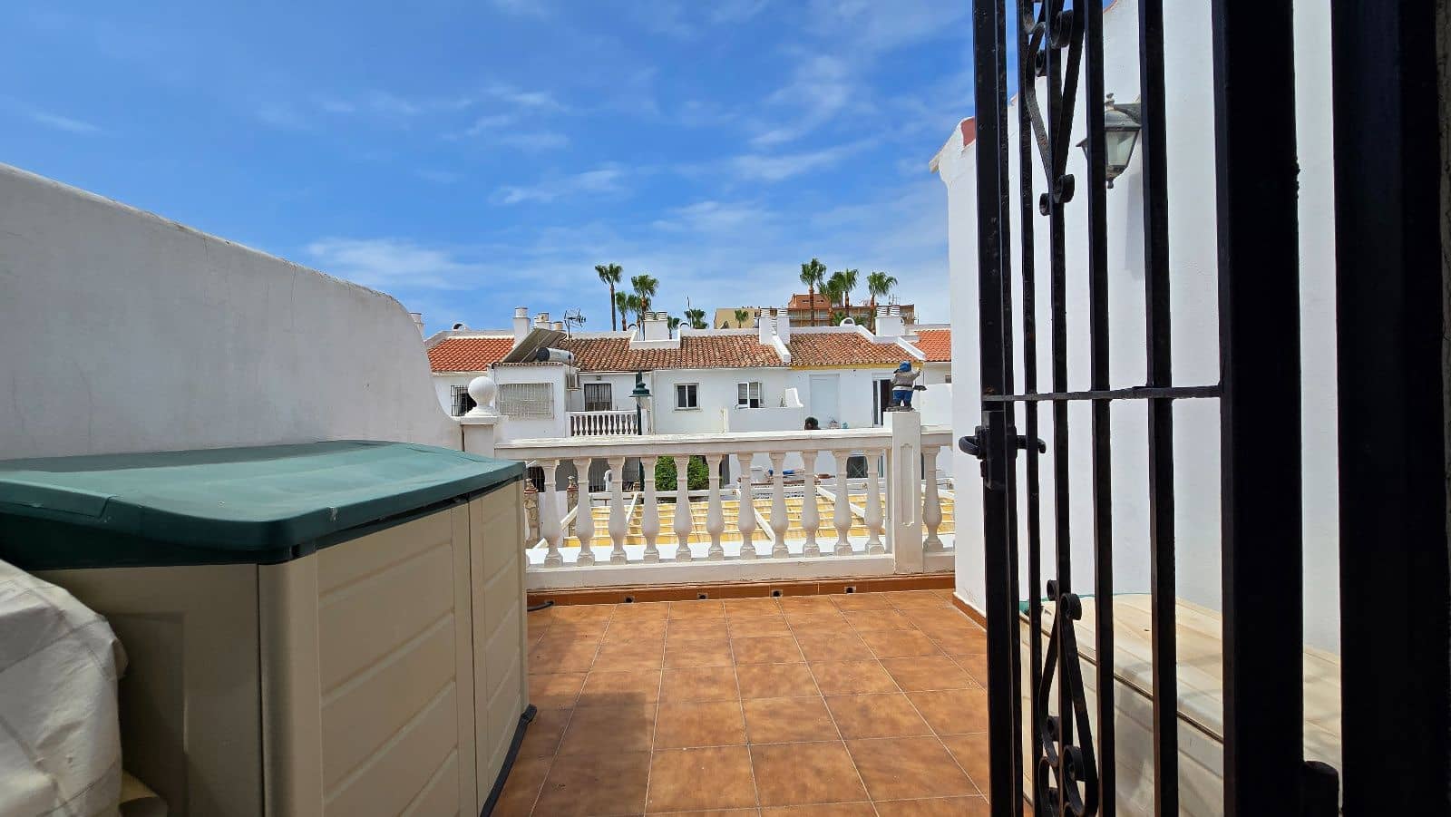 4 slaapkamer Huis te koop in Churriana met zwembad garage - € 575.000 (Ref: 9902374)
