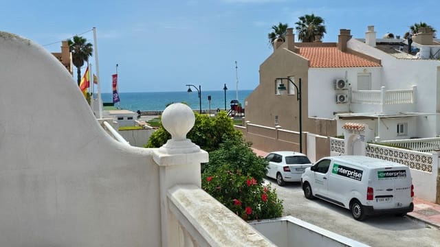 4 slaapkamer Huis te koop in Guadalmar, Málaga stad met zwembad garage - € 575.000 (Ref: 9902374)