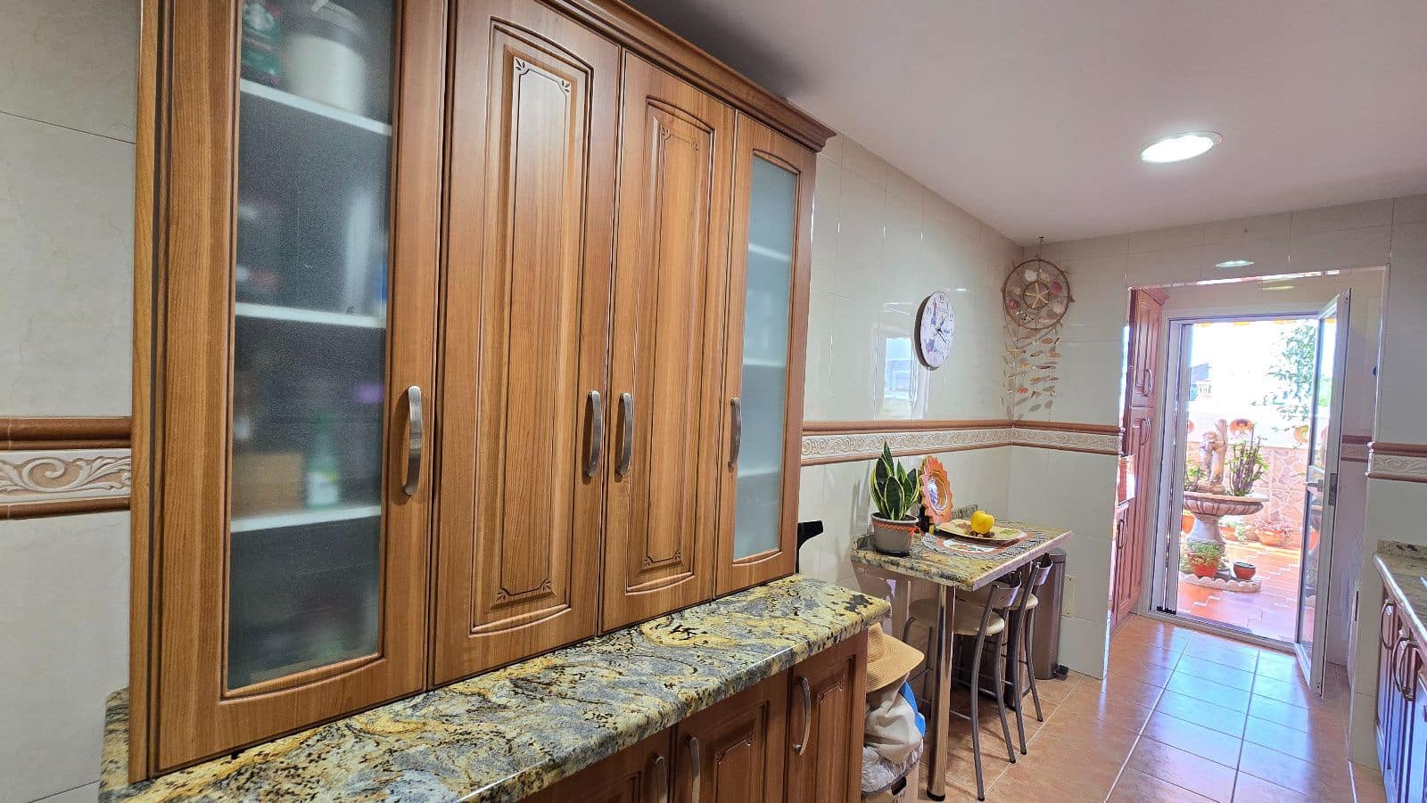 4 slaapkamer Huis te koop in Churriana met zwembad garage - € 575.000 (Ref: 9902374)