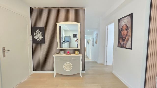 5 soverom Villa til salgs i Torremolinos med svømmebasseng - € 1 250 000 (Ref: 9941469)