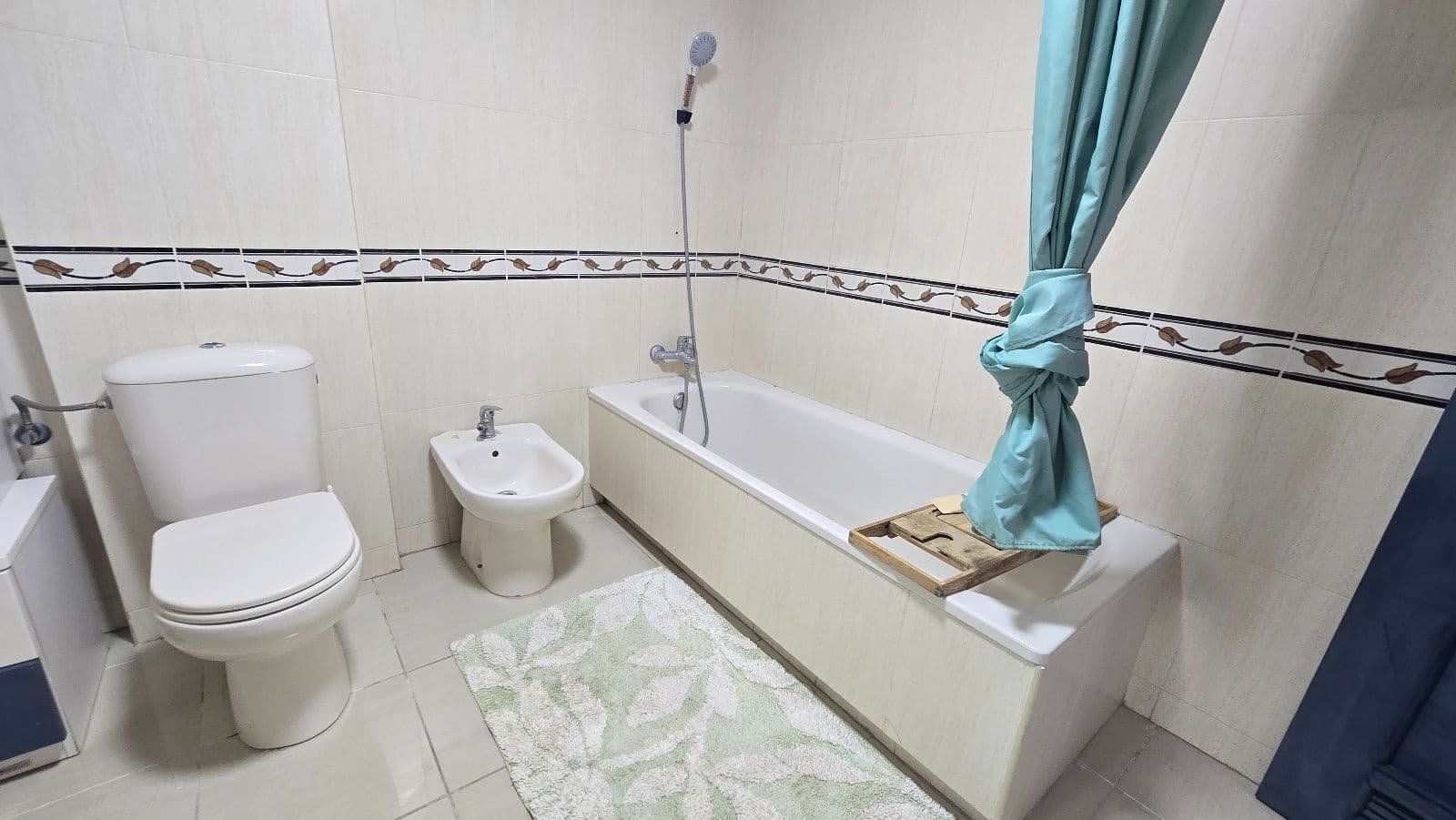 3 soveværelse Byhus til salg i Torrequebrada med swimmingpool garage - € 470.000 (Ref: 9946755)
