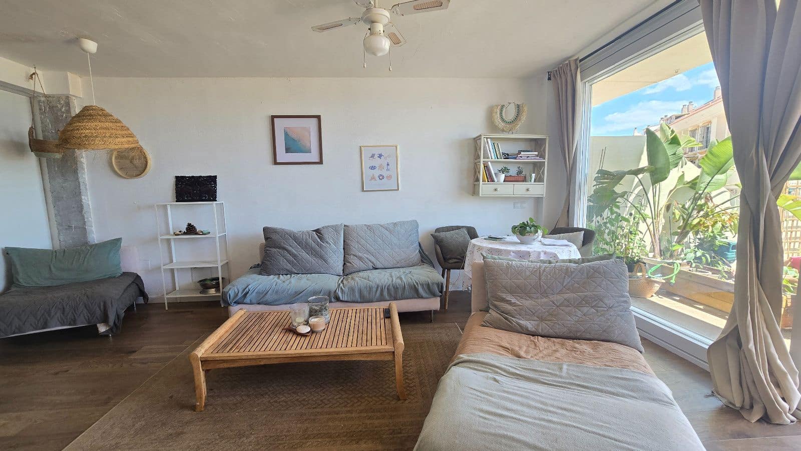 3 soveværelse Byhus til salg i Torrequebrada med swimmingpool garage - € 470.000 (Ref: 9946755)