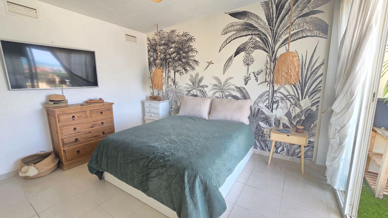 3 soveværelse Byhus til salg i Torrequebrada med swimmingpool garage - € 470.000 (Ref: 9946755)