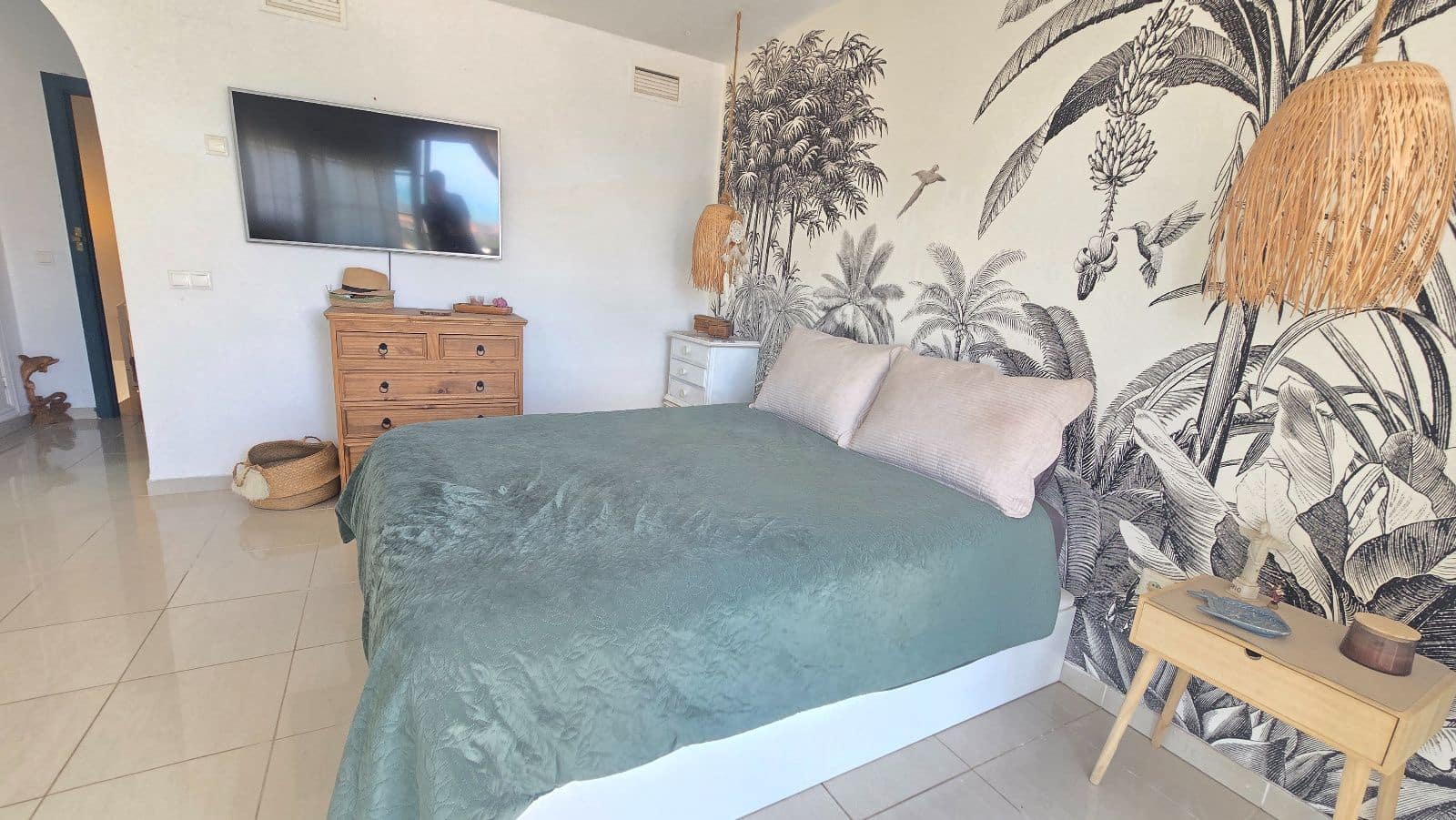 3 soveværelse Byhus til salg i Torrequebrada med swimmingpool garage - € 470.000 (Ref: 9946755)