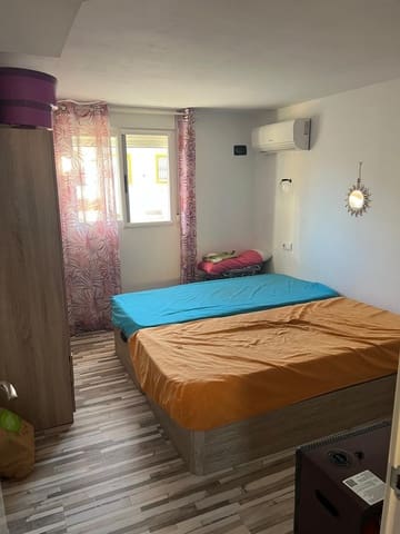 Local Commercial à vendre à Oliva Nova, Oliva - 350 000 € (Ref: 9958314)