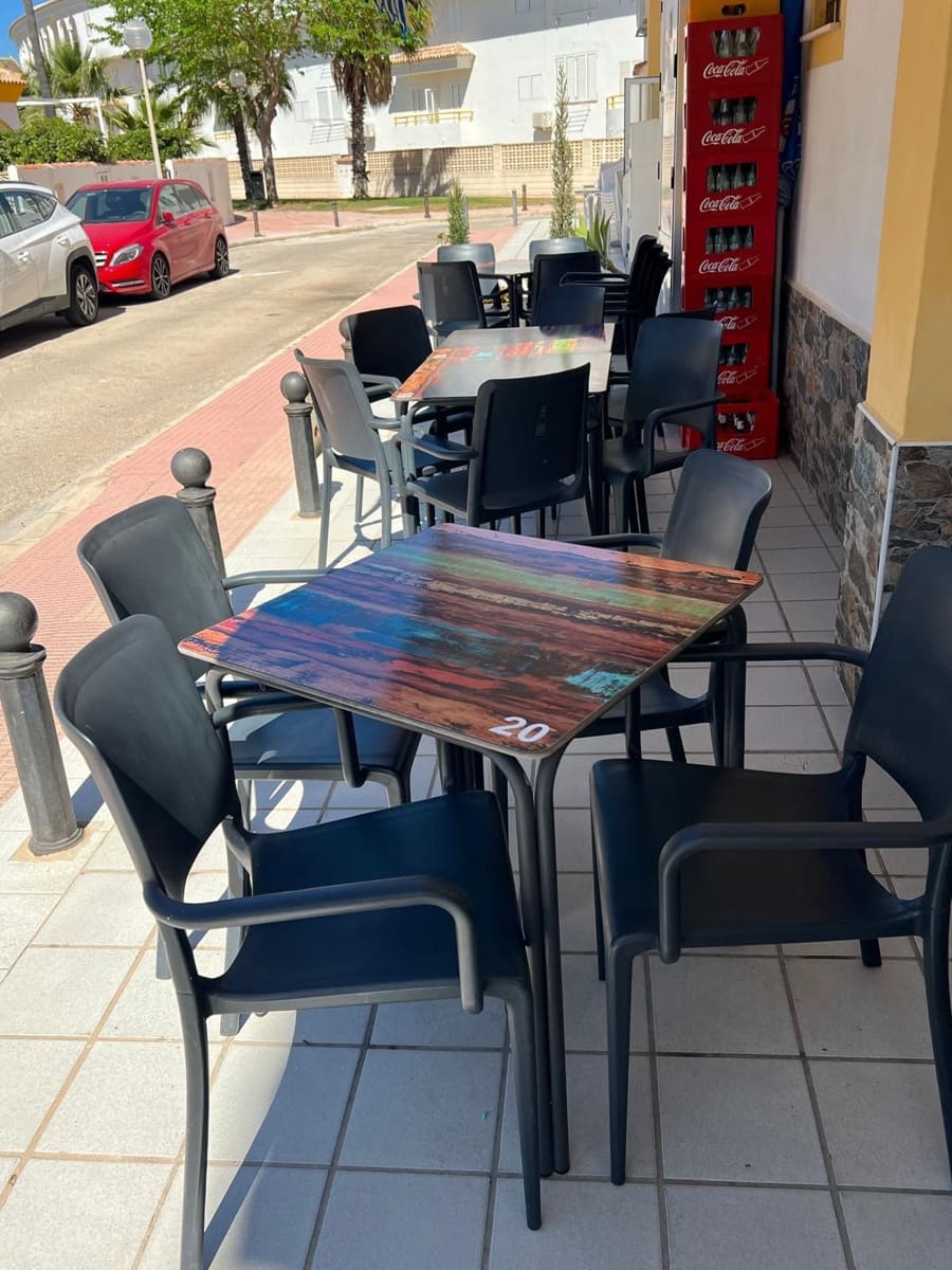 Local Commercial à vendre à Oliva - 350 000 € (Ref: 9958314)